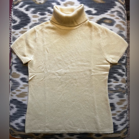 NWOT Short Sleeve Turtleneck 100% Cashmere Sweater * Size Small - Picture 4 of 4